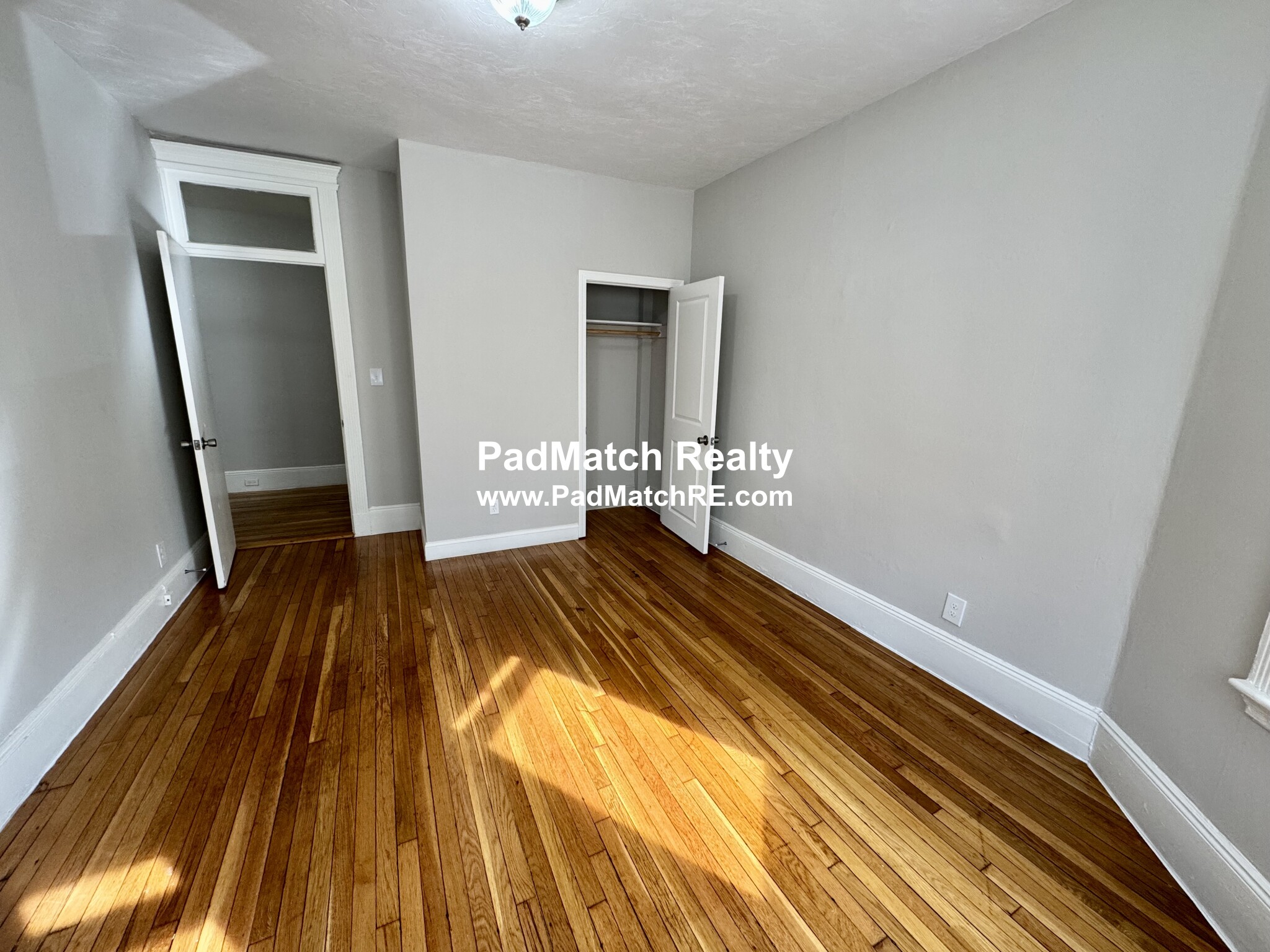Photo 2 of 75 Chester St. Unit 4