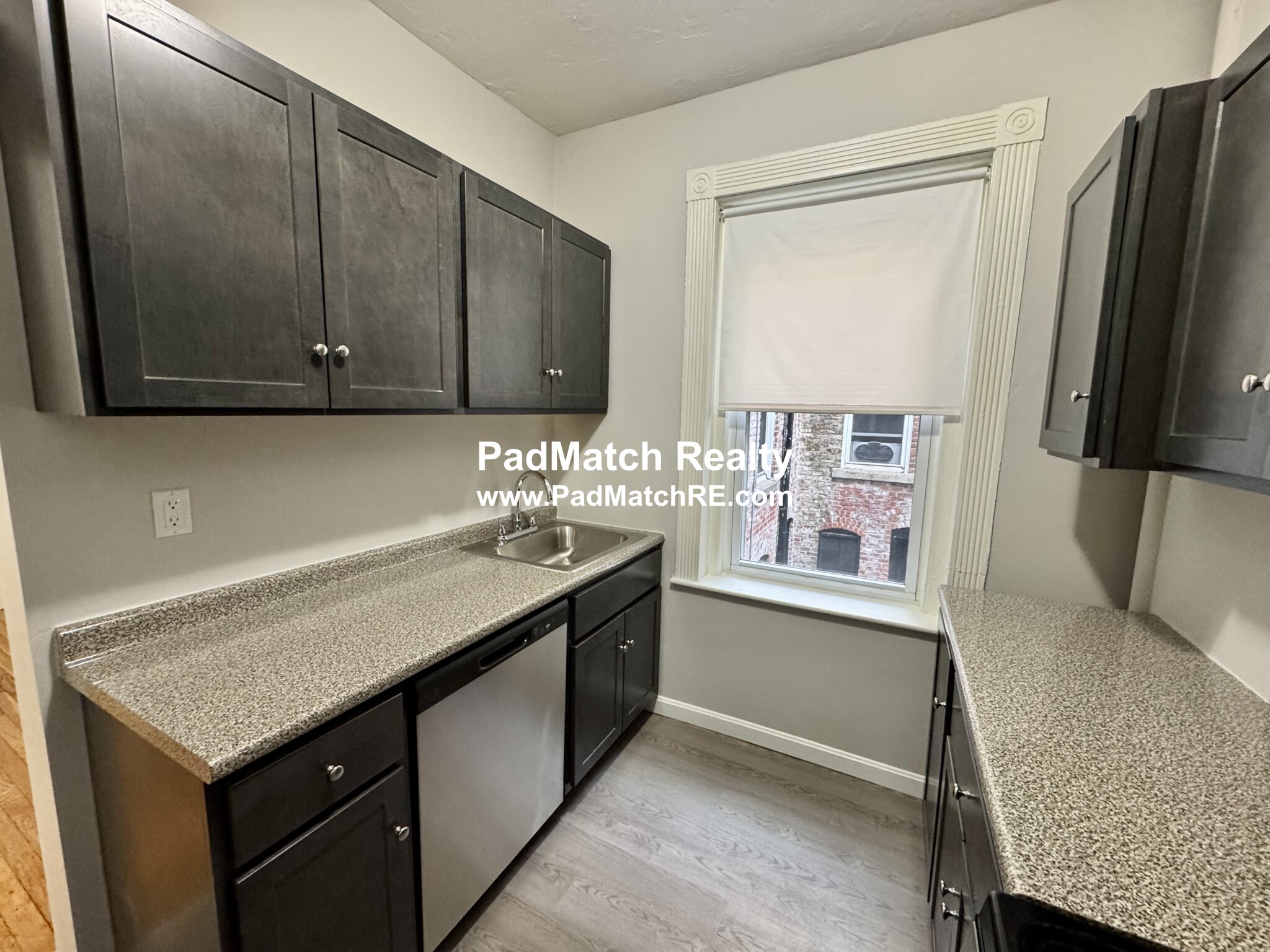 Photo 10 of 75 Chester St. Unit 4