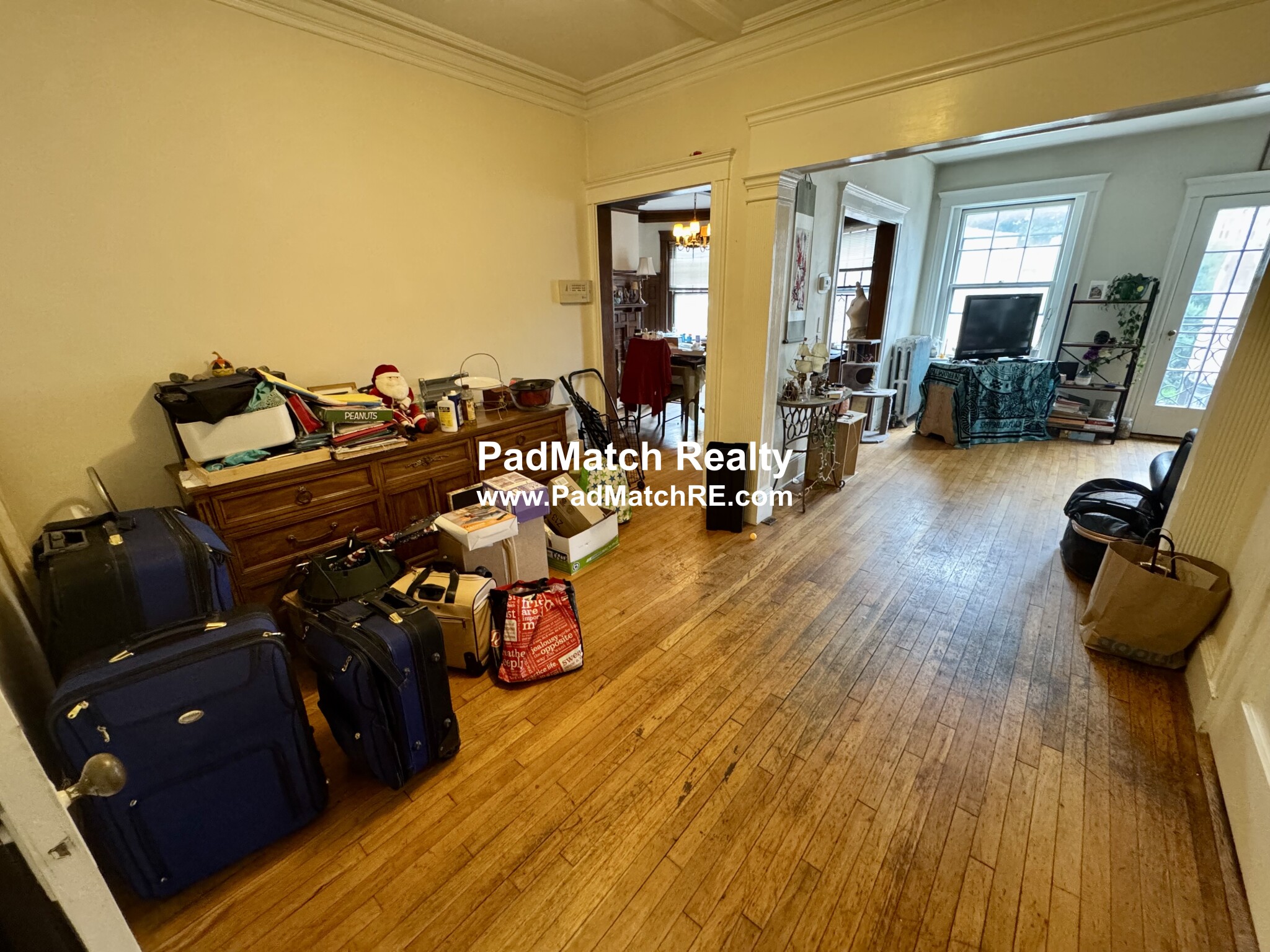 https://ygl-photos.s3.us-west-004.backblazeb2.com/8055W684a896cb8062.jpg