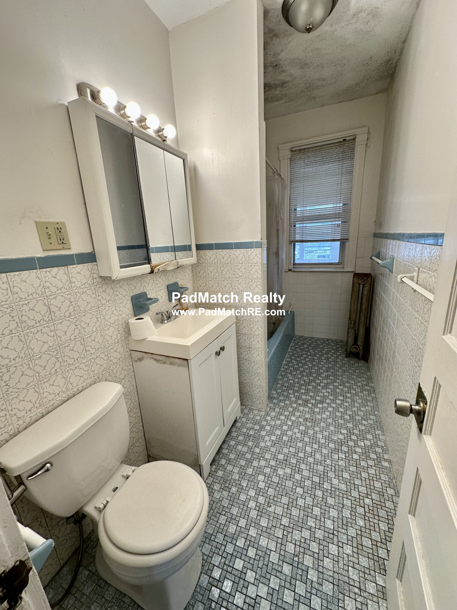 Photo 14 of 1905 Beacon St. Unit 2F