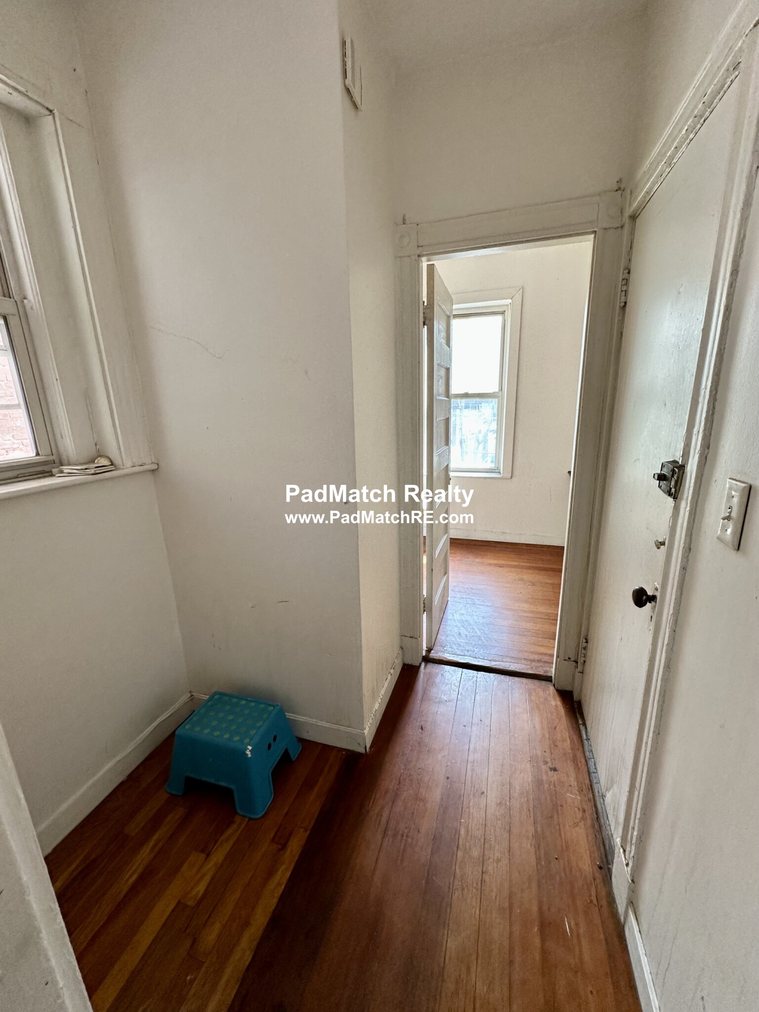 Photo 19 of 1905 Beacon St. Unit 2F