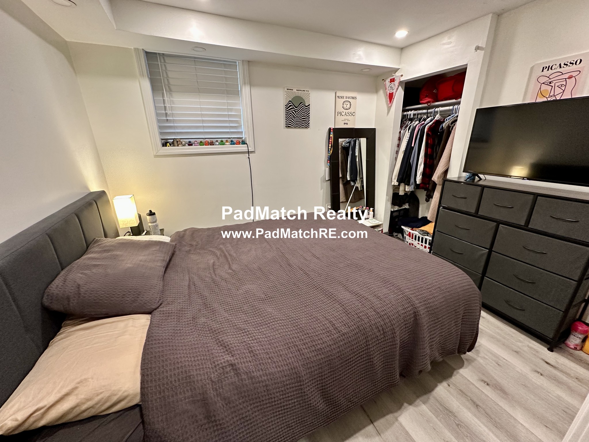 Photos of apartment on Boylston St.,Brookline MA 02446