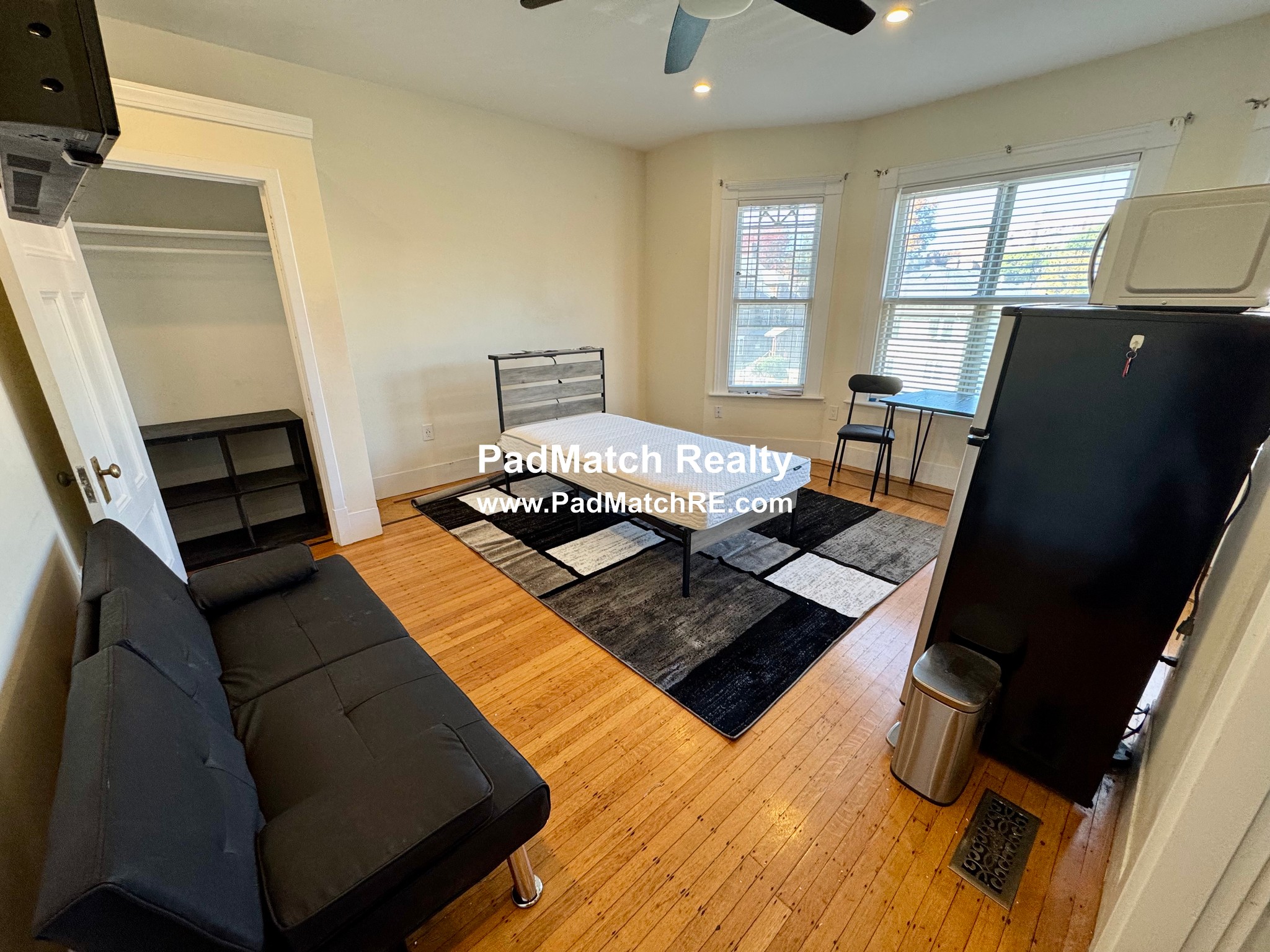 Pictures of  property for rent on Chiswick, Boston, MA 02135