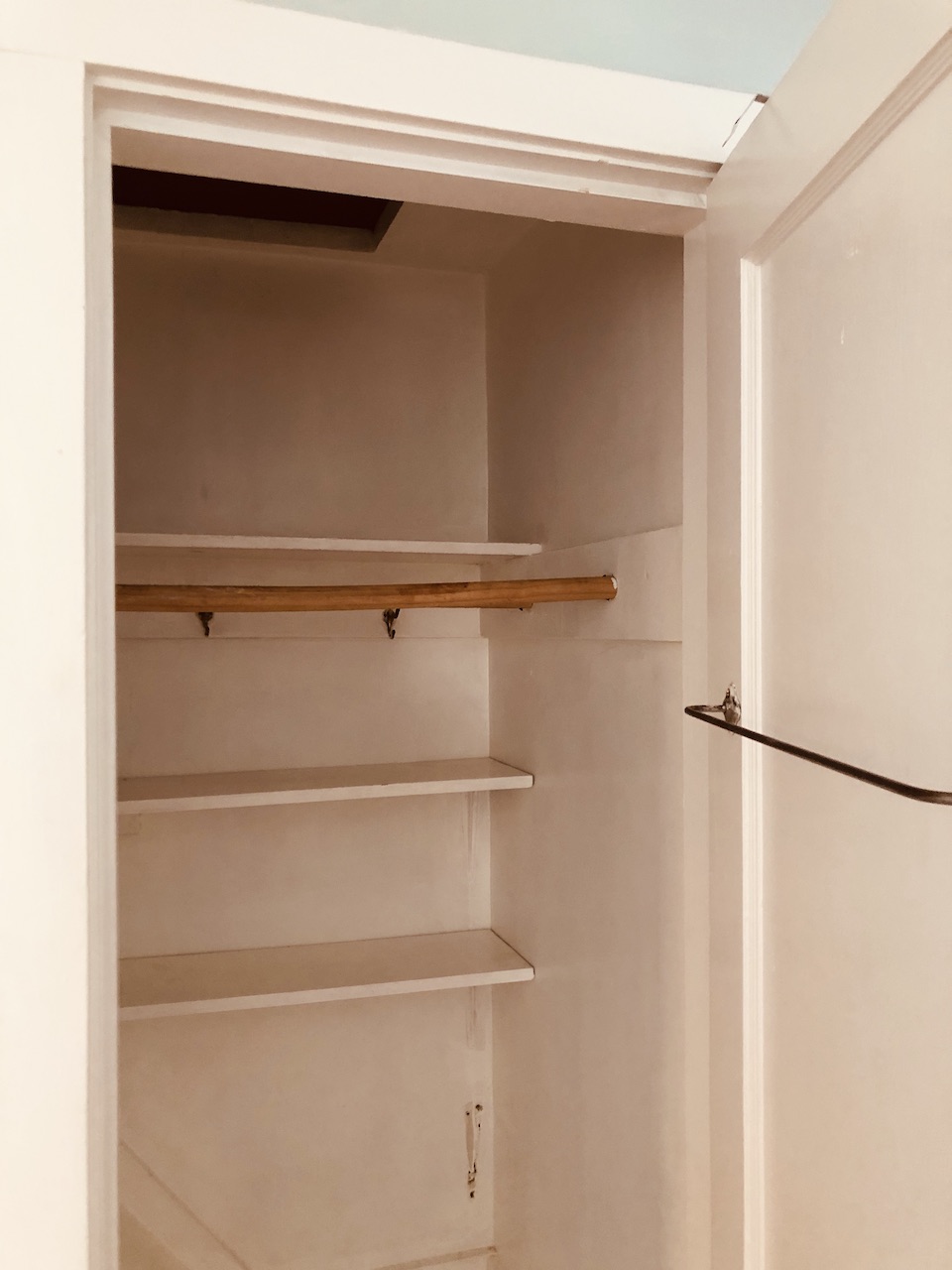 57 Oxford Ave, Belmont