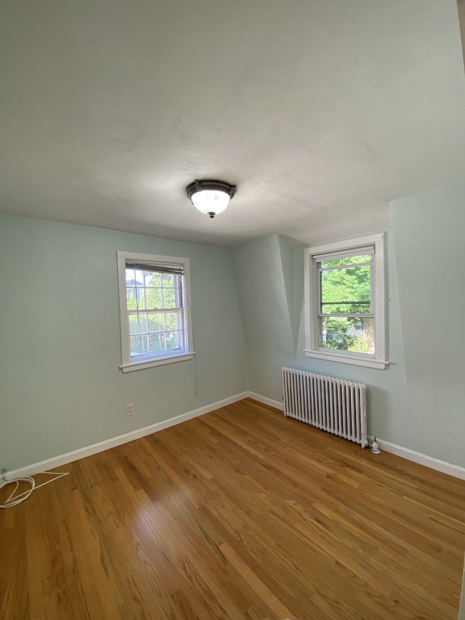 57 Oxford Ave, Belmont