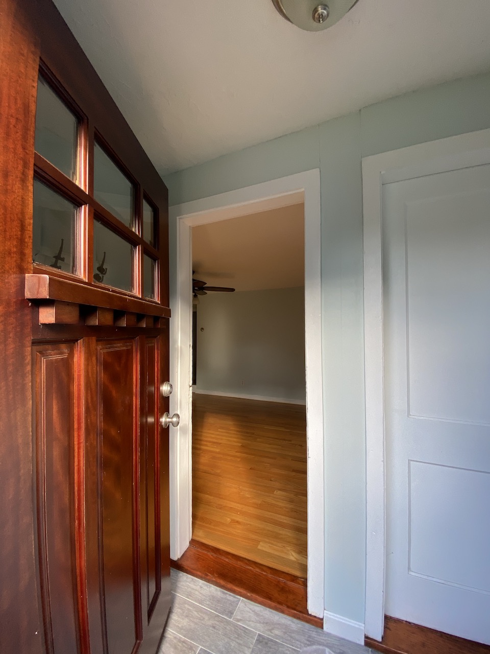 57 Oxford Ave, Belmont