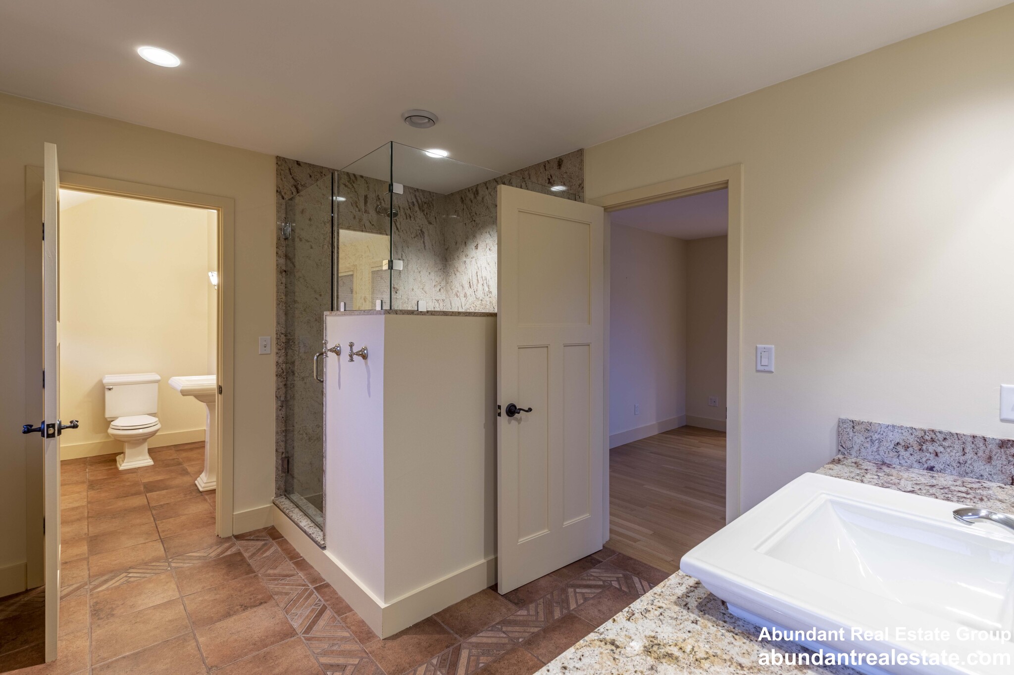 104 Spy Pond Pkwy, Arlington