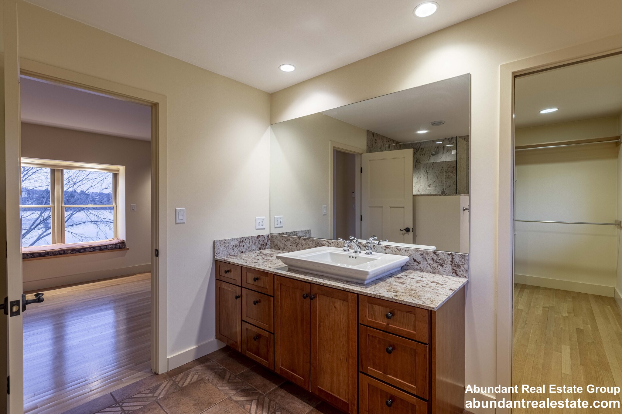 104 Spy Pond Pkwy, Arlington