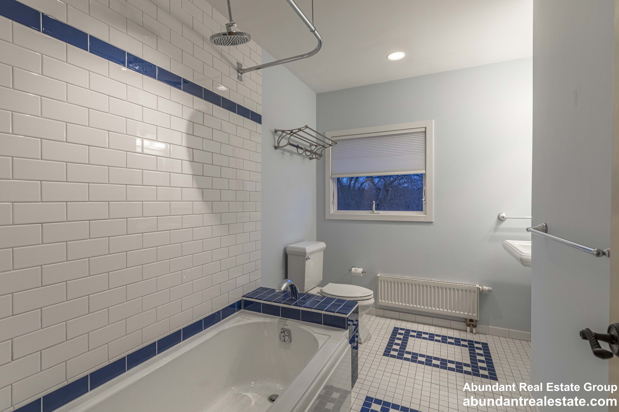 104 Spy Pond Pkwy, Arlington