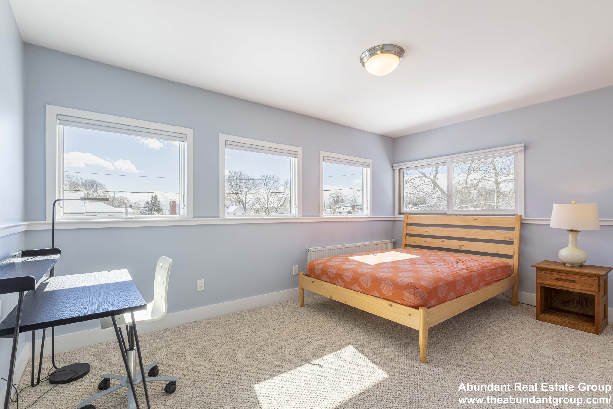 104 Spy Pond Pkwy, Arlington