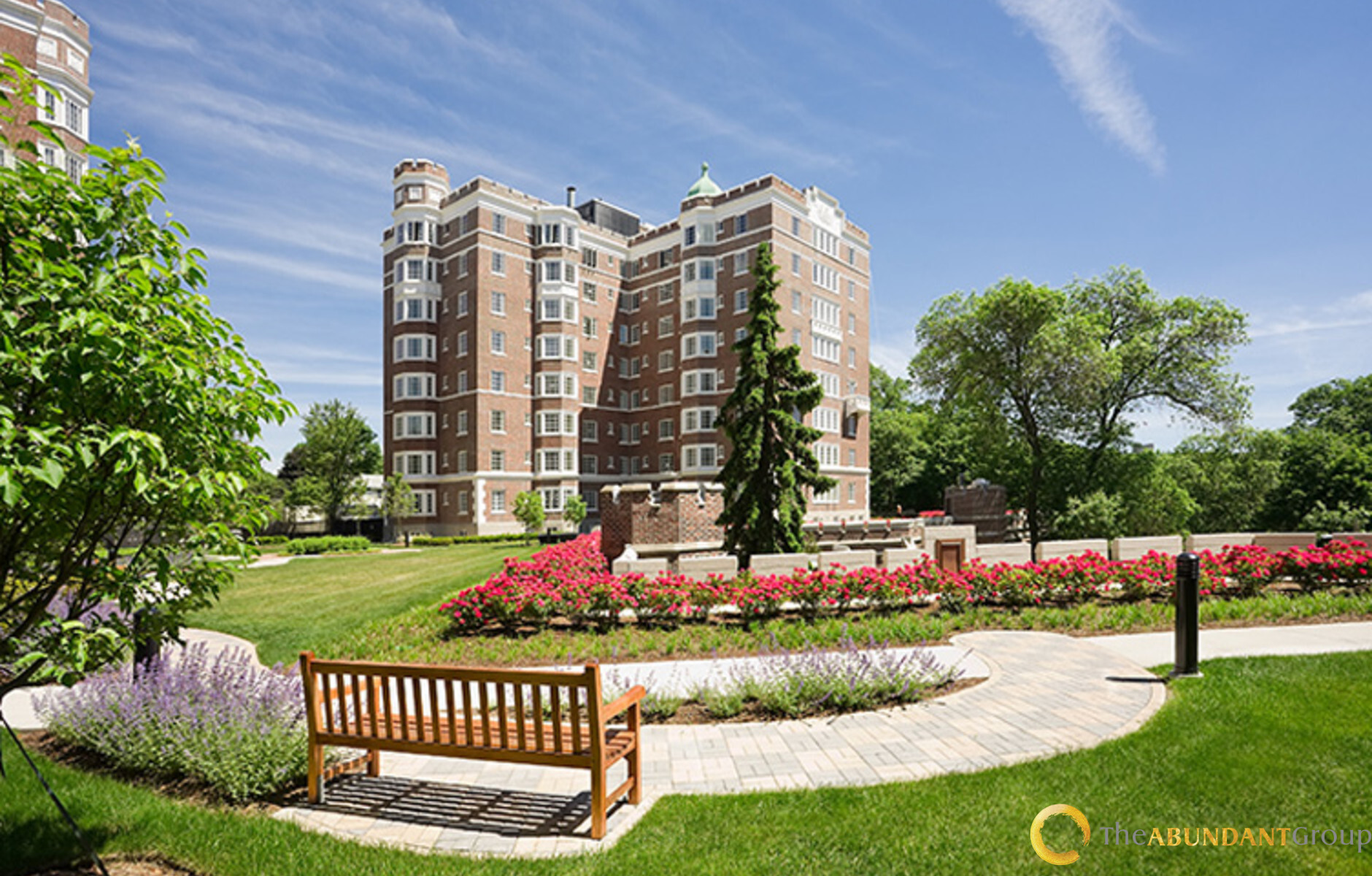 20 Chapel St, Longwood