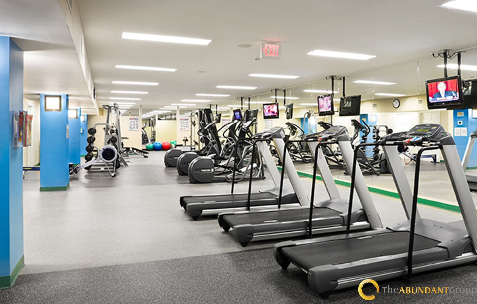 20 Chapel St, Longwood