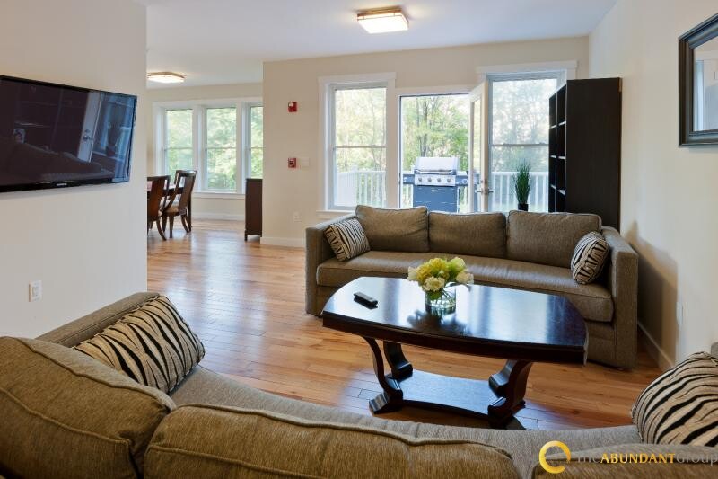 87 New St, Central Square