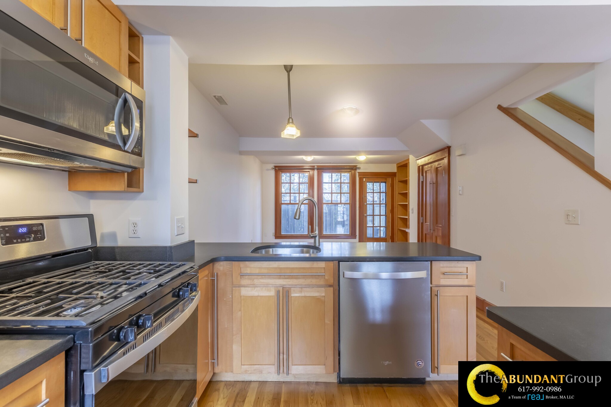 245 River St, Cambridgeport