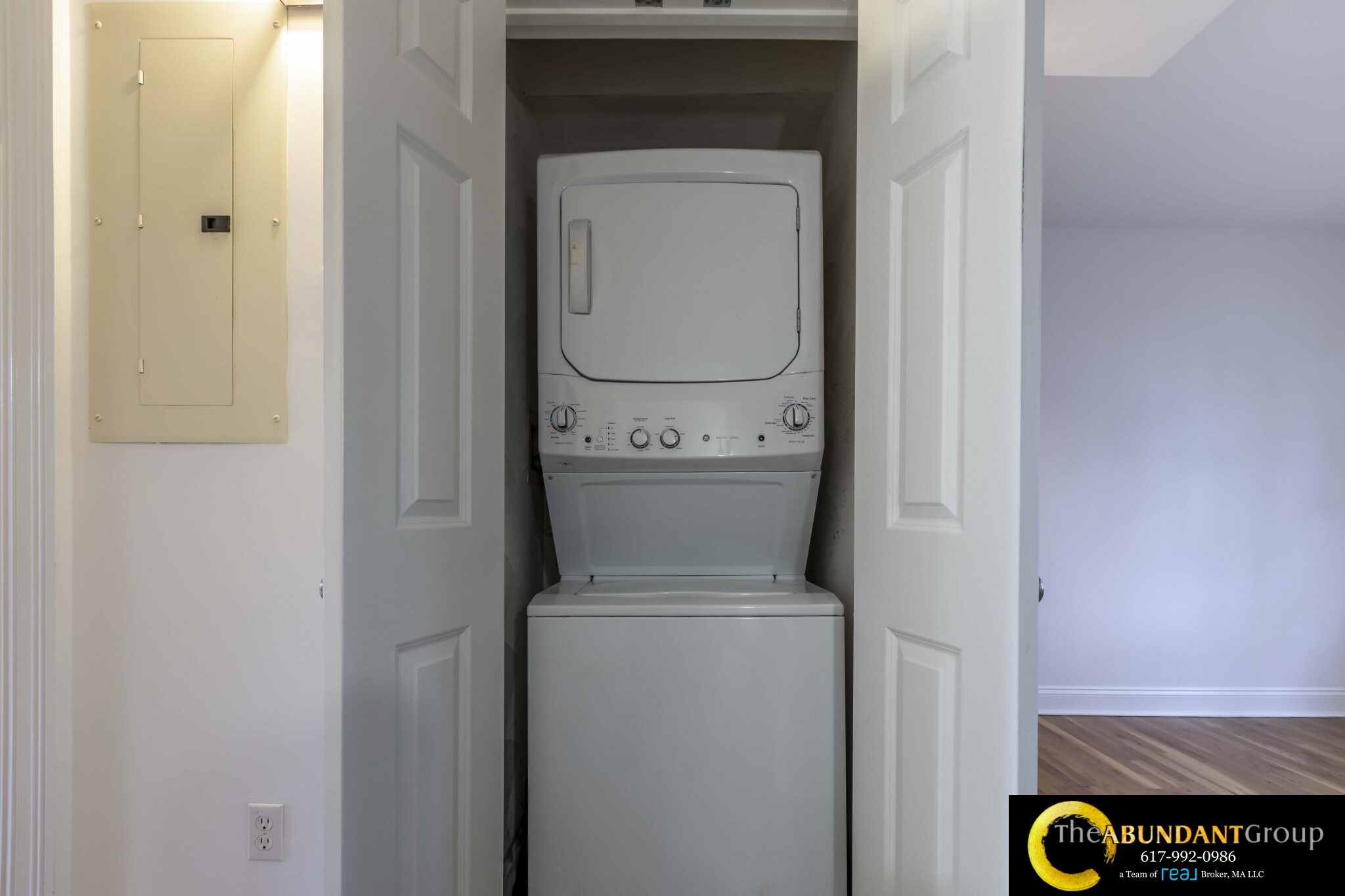 245 River St, Cambridgeport