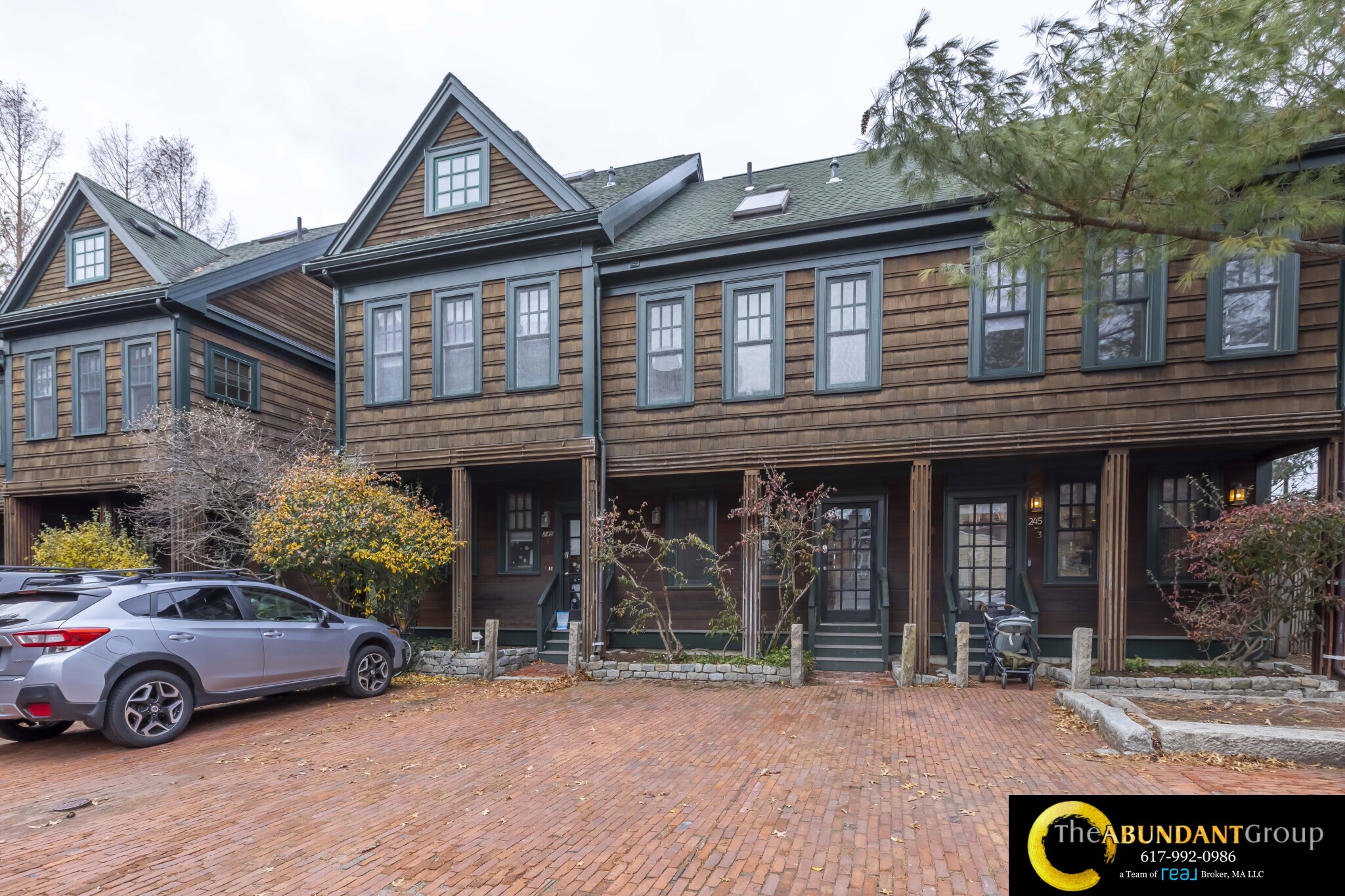 245 River St, Cambridgeport