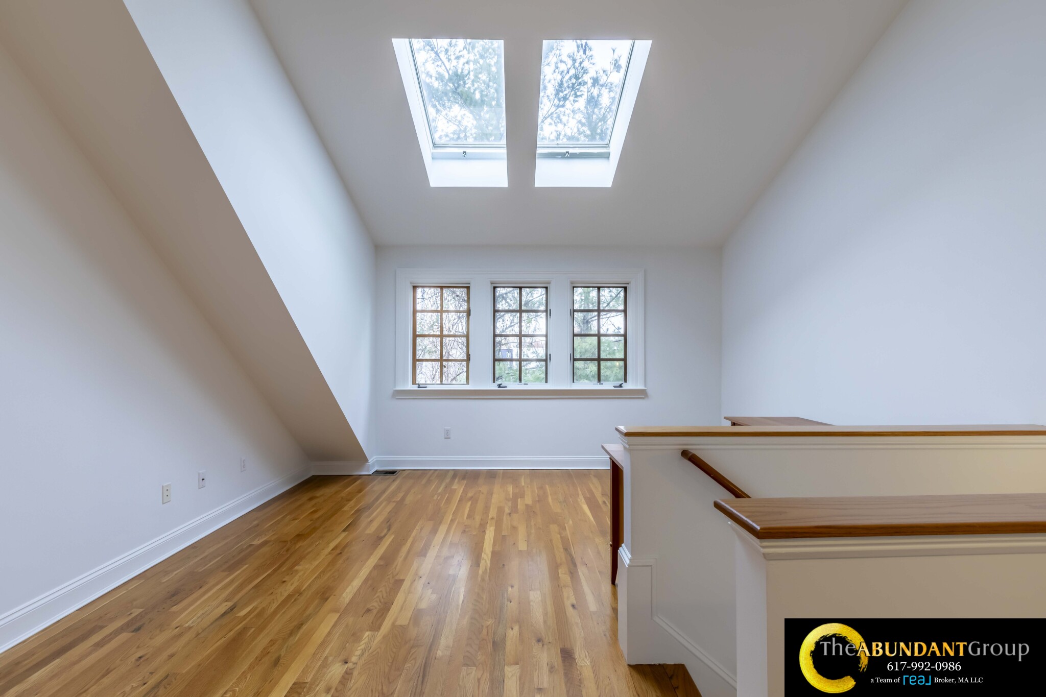 245 River St, Cambridgeport