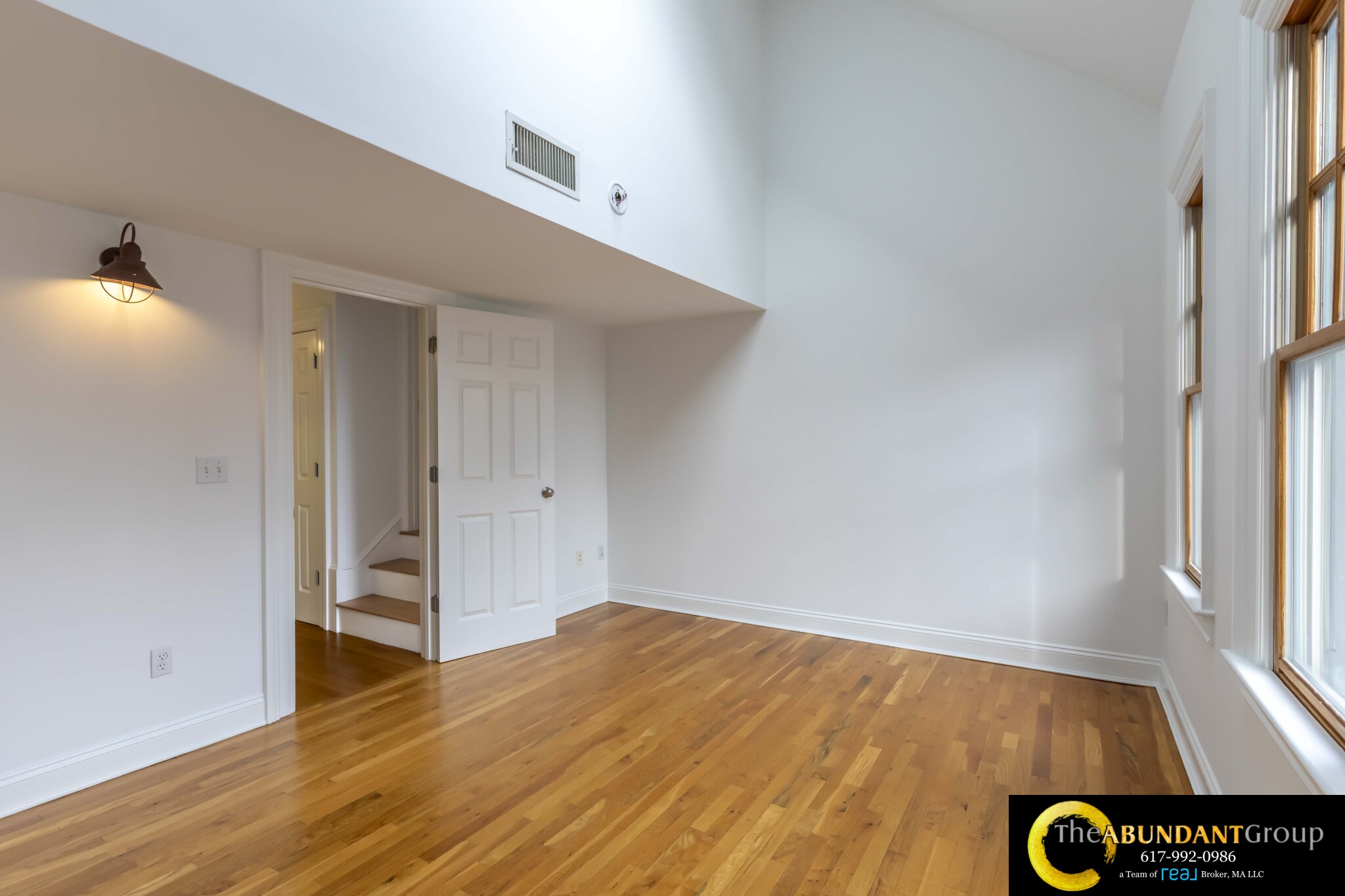 245 River St, Cambridgeport