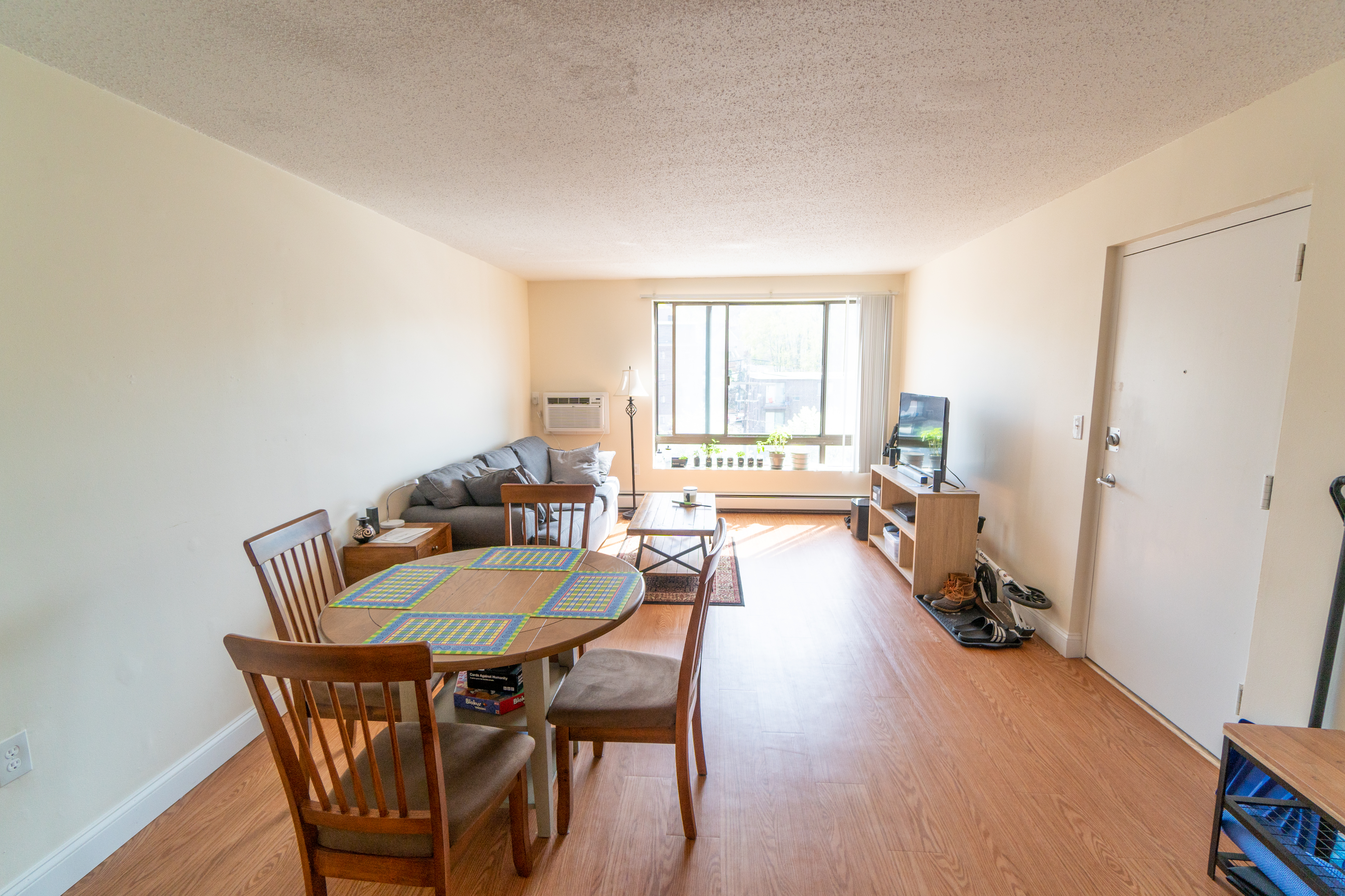 2 bed, 1 bath apartment for rent at 109 Tremont St Unit 416, Brighton — photo 1 of 6