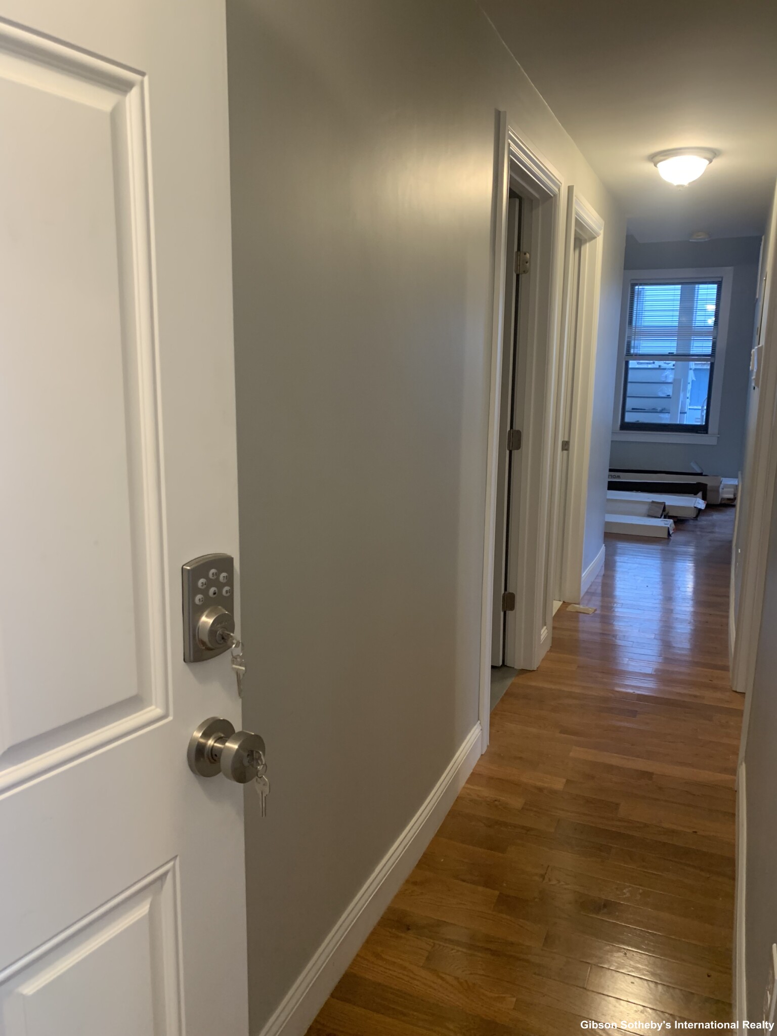 4 bed, 2 bath apartment for rent at 736 East 7th Unit 1, South Boston — photo 20 of 29