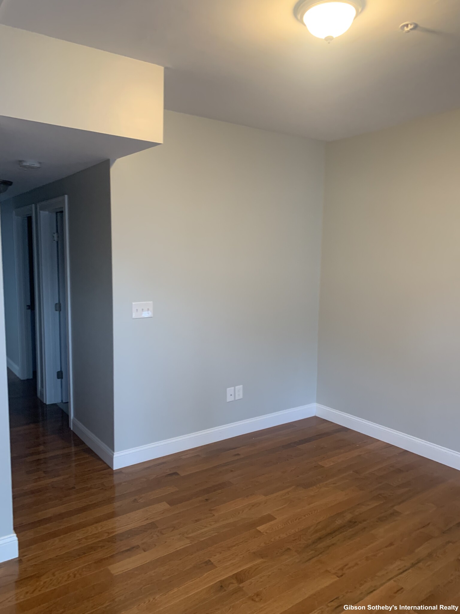 4 bed, 2 bath apartment for rent at 736 East 7th Unit 1, South Boston — photo 23 of 29