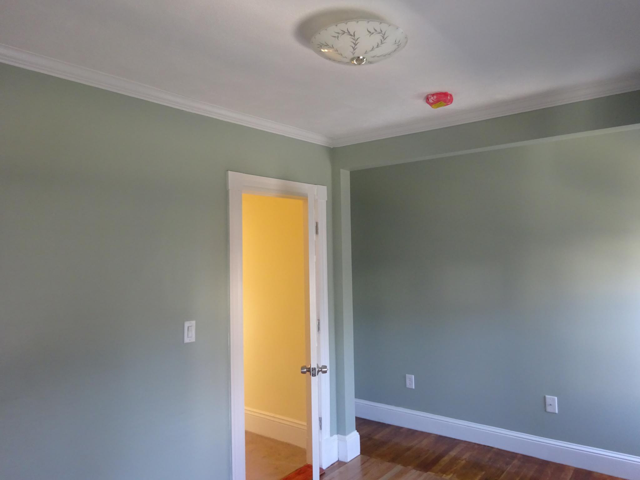 25 Oak Square Ave, Brighton