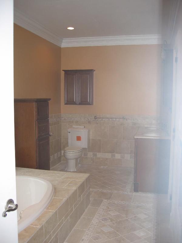 4 bed, 2 bath apartment for rent at 45 Hobart St Unit 1, Brighton — photo 4 of 10