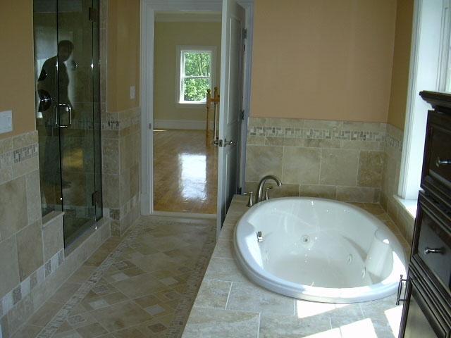 4 bed, 2 bath apartment for rent at 45 Hobart St Unit 1, Brighton — photo 3 of 10