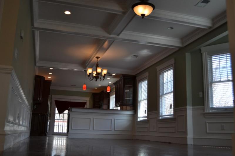 127 Nonantum St, Oak Square