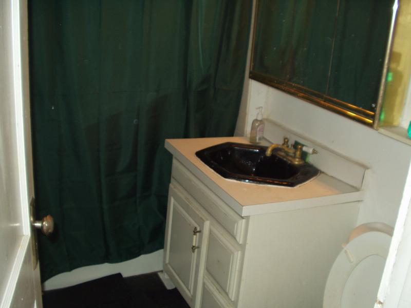 98 Beechcroft St, Brighton