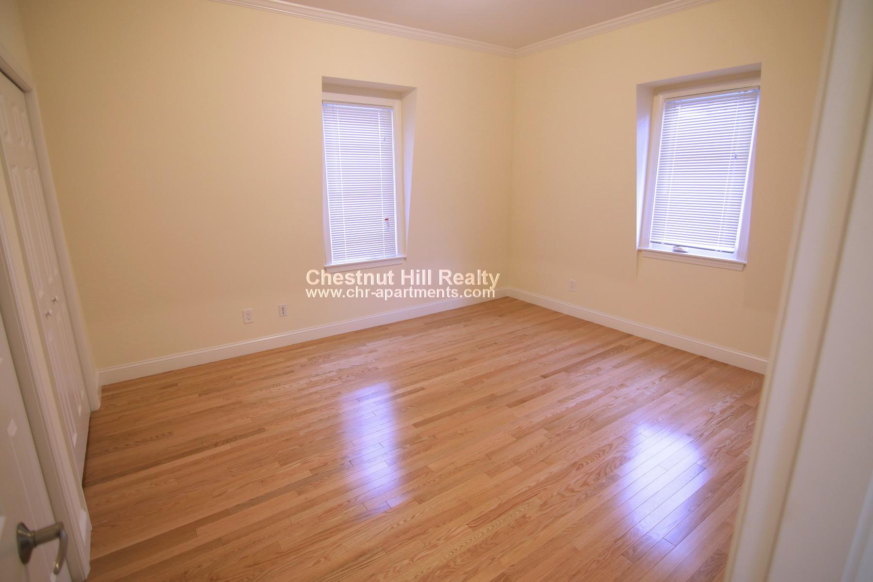 15 Langdon St, Harvard Square