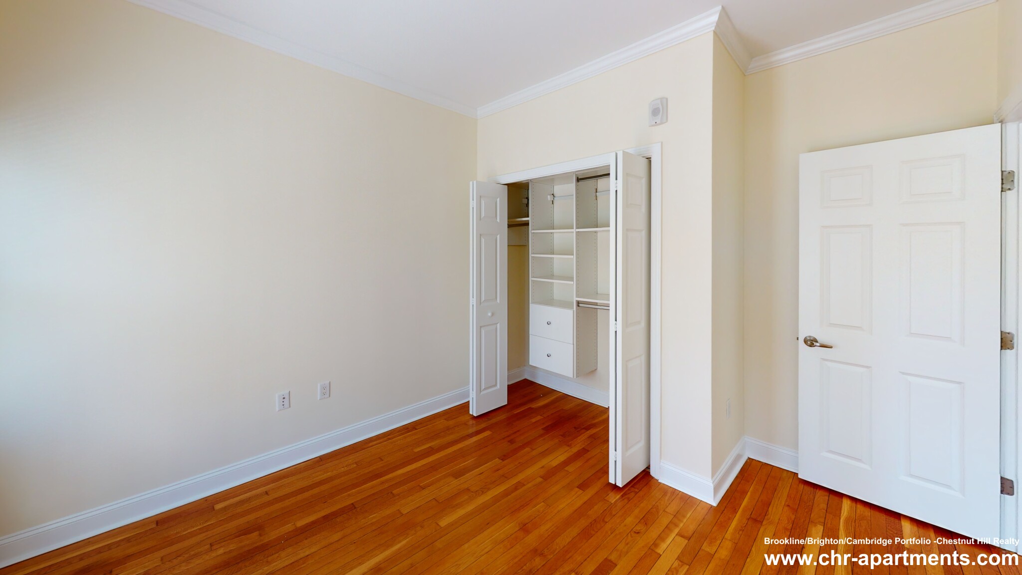 Photos of apartment on Langdon Sq.,Cambridge MA 02138