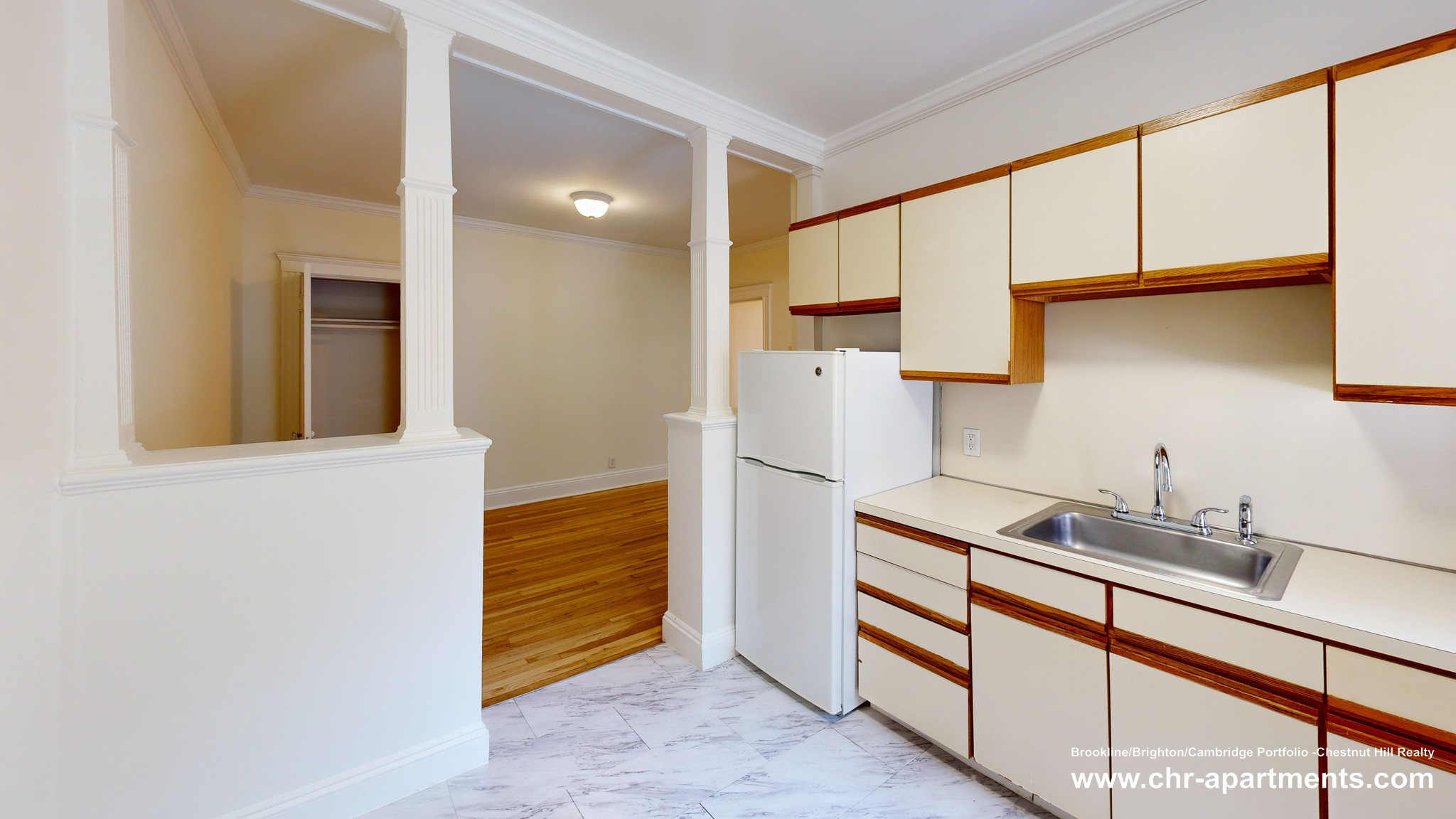 Photos of apartment on Wendell St.,Cambridge MA 