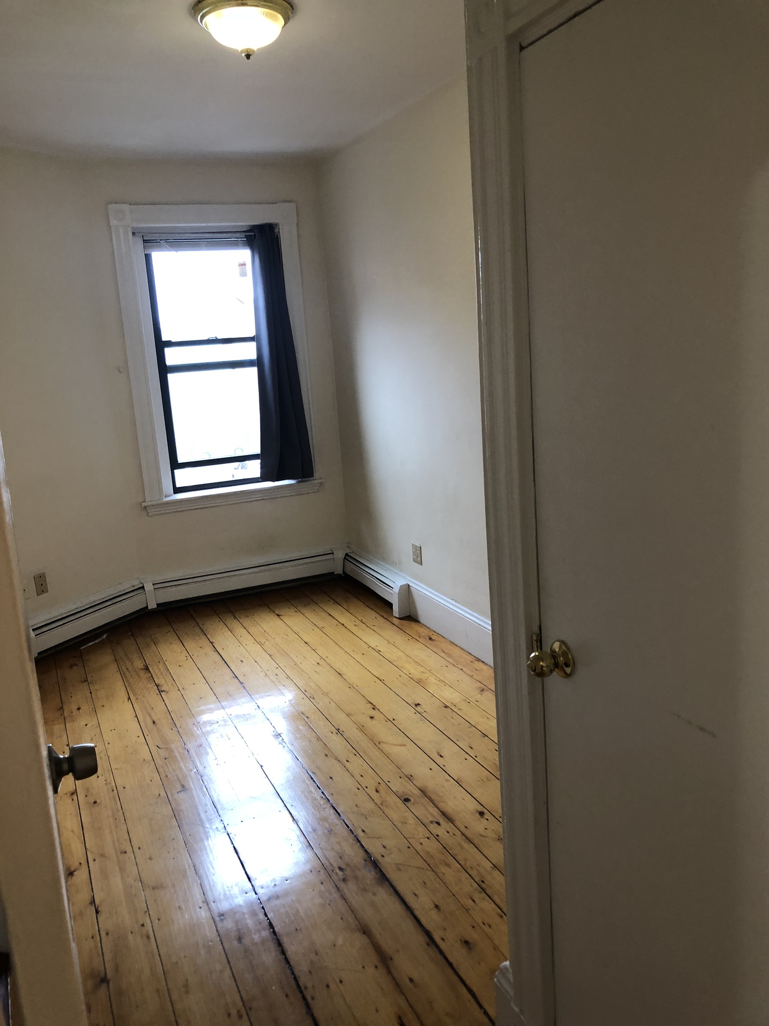 313 Cambridge St, East Cambridge