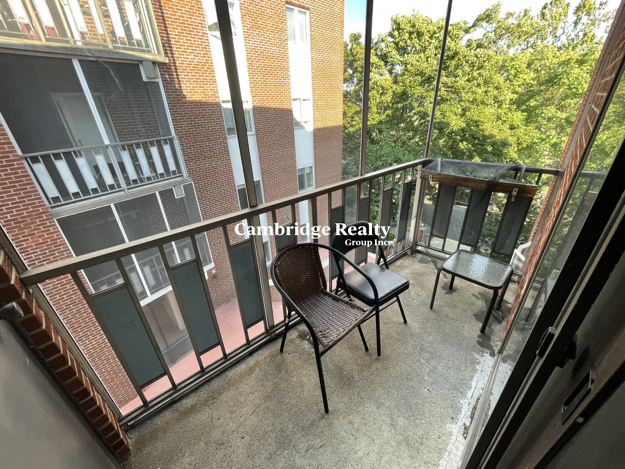 33 Lodgen Ct, Malden