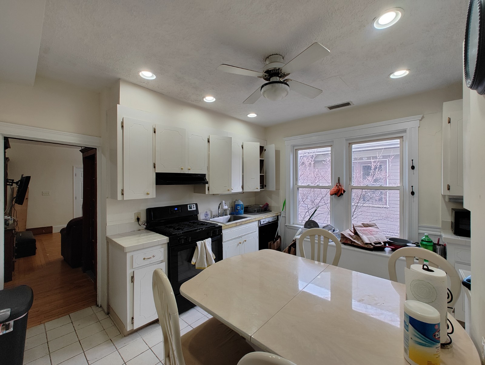 207 Boston Ave, Medford