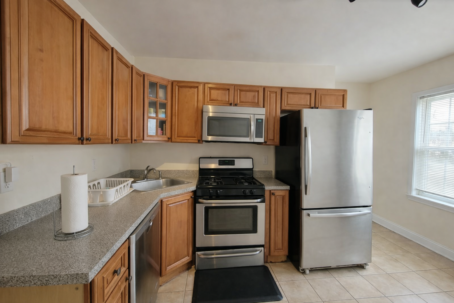 Photos of apartment on Main St.,Boston MA 02155