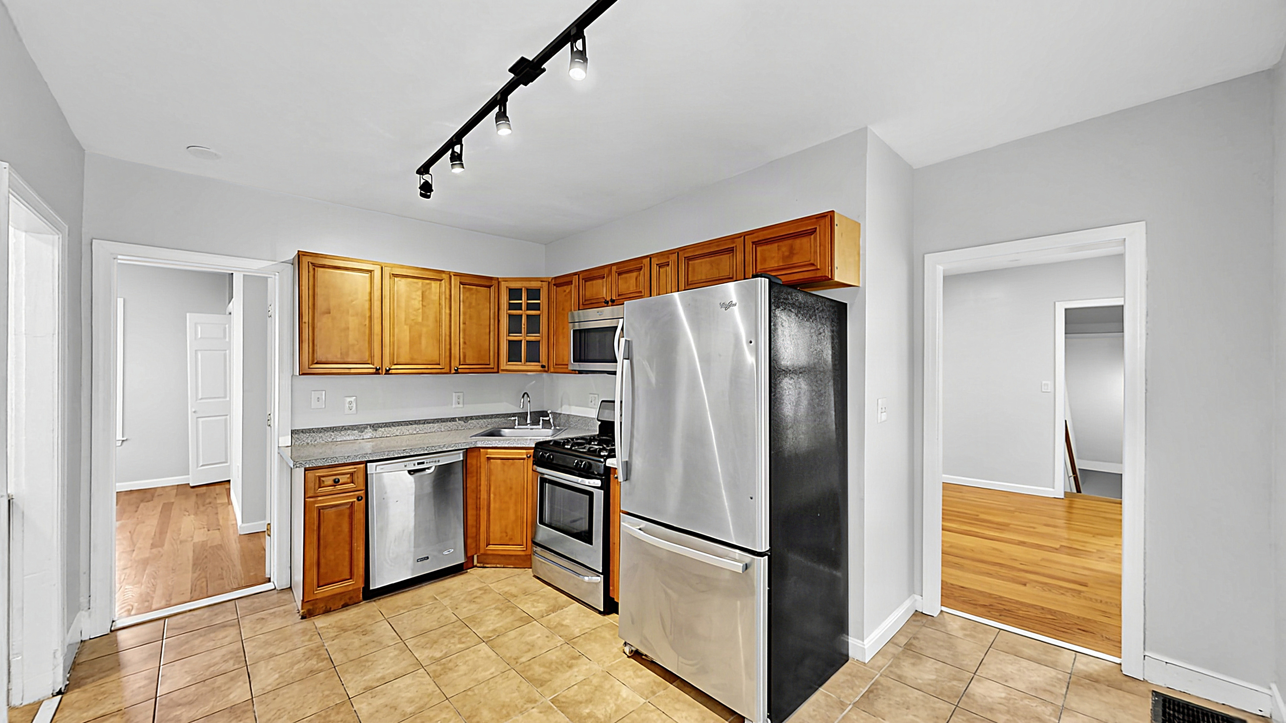 Pictures of  property for rent on Medford St., Medford, MA 02155