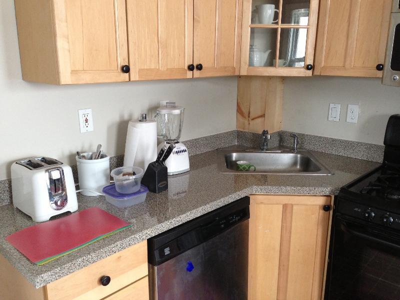 9 Medford St, Medford