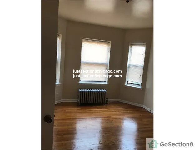 https://ygl-photos.s3.us-west-004.backblazeb2.com/8155W678185aa9611c.jpg