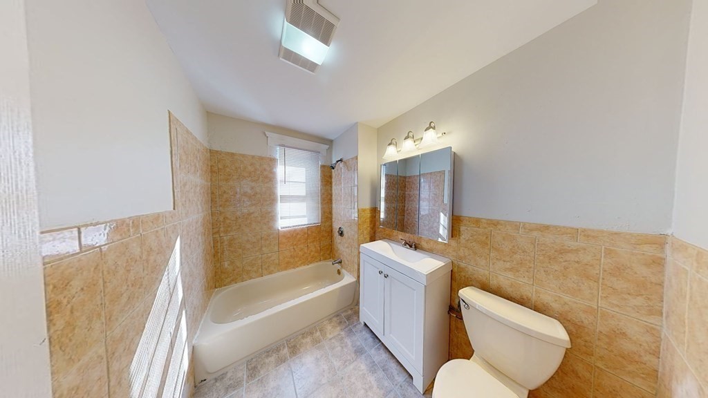 3 bed, 1 bath apartment for rent at 109 Capen St Unit 1, Dorchester — photo 7 of 18