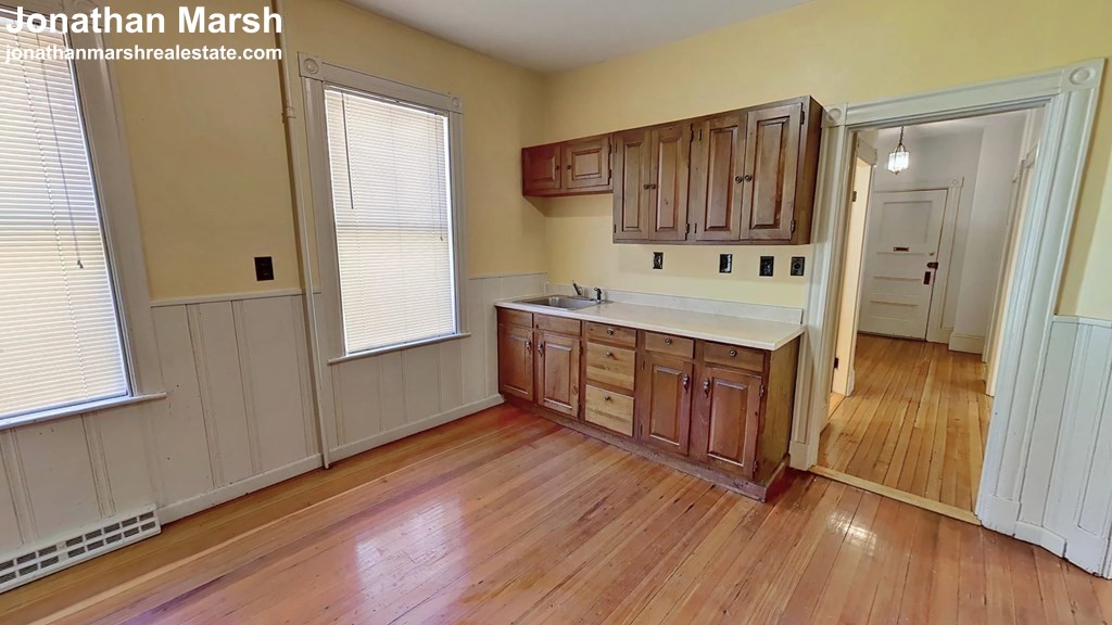 10 Sumner Ter, Dorchester