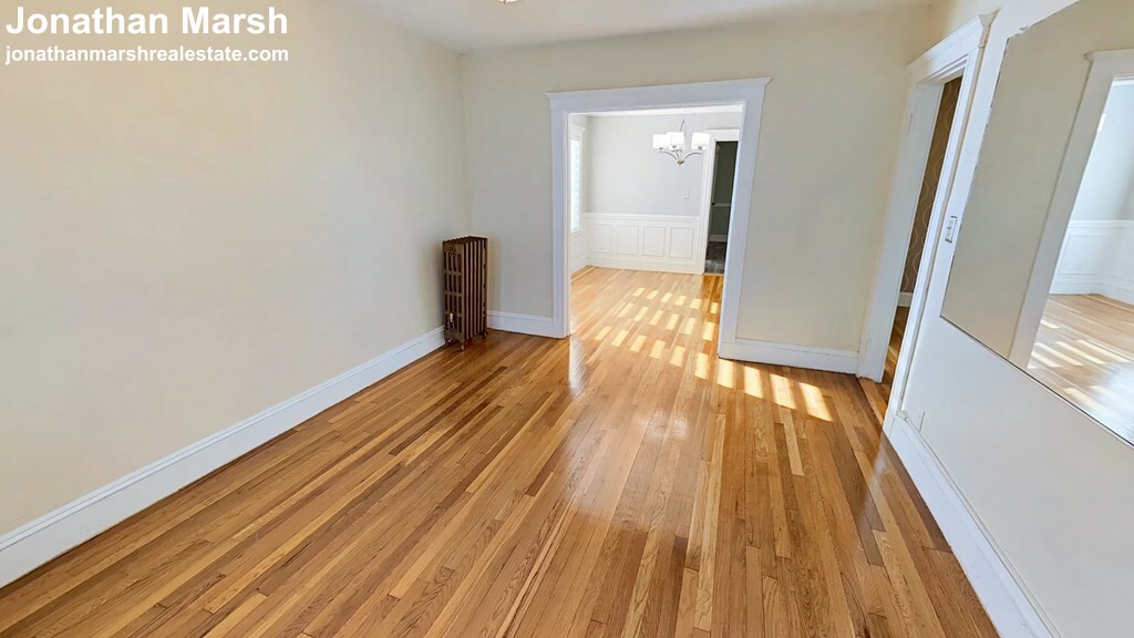 75 Forest Hills St, Jamaica Plain