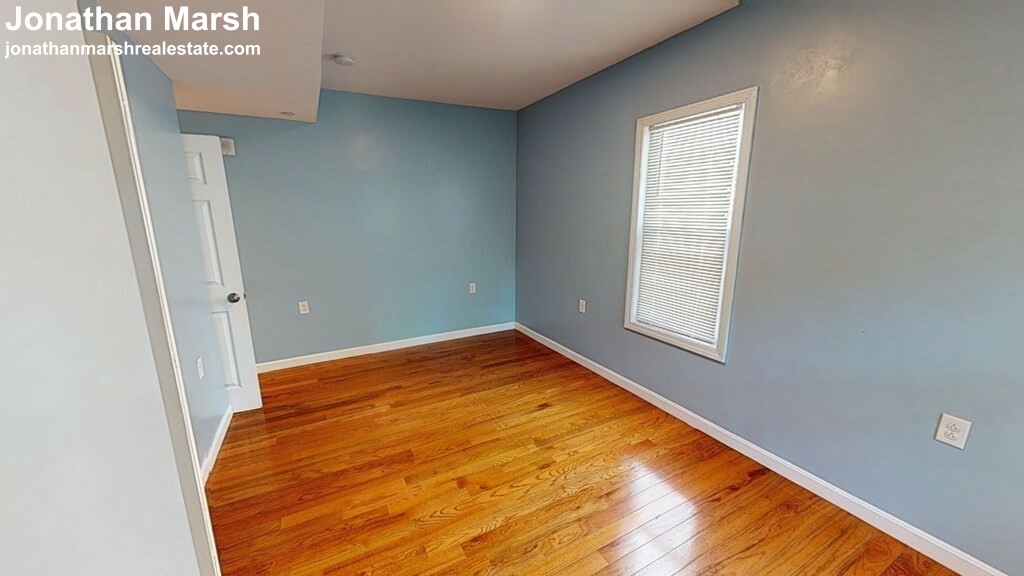 7 Navillus Ter, Allston