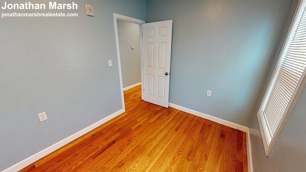 7 Navillus Ter, Allston