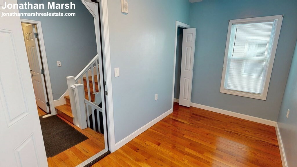 7 Navillus Ter, Allston