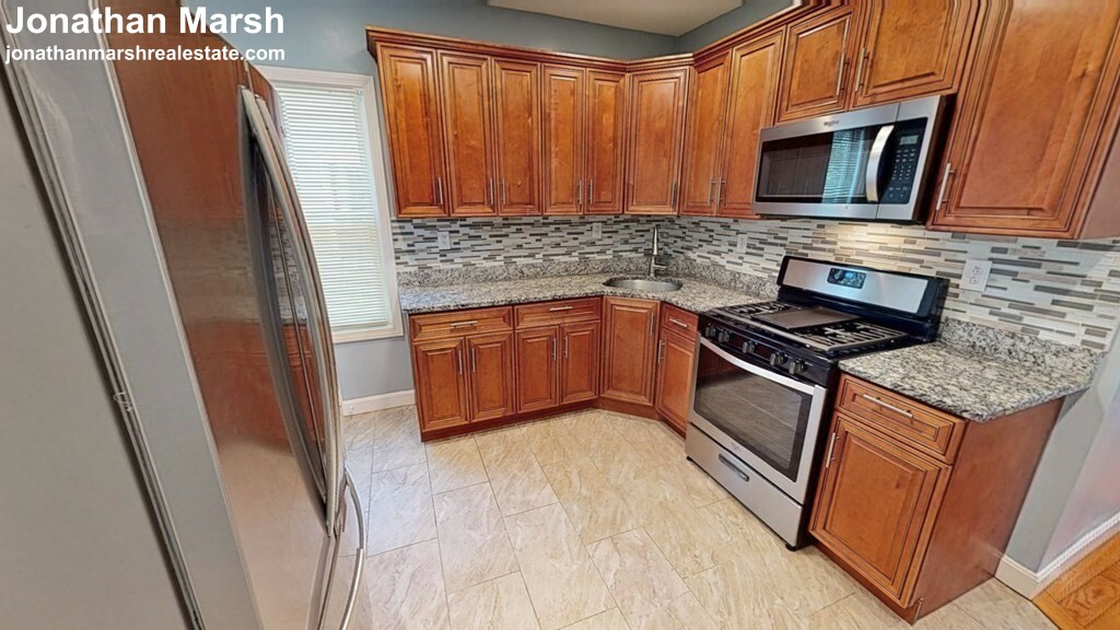 7 Navillus Ter, Allston