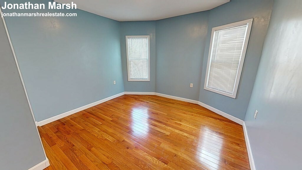 7 Navillus Ter, Allston