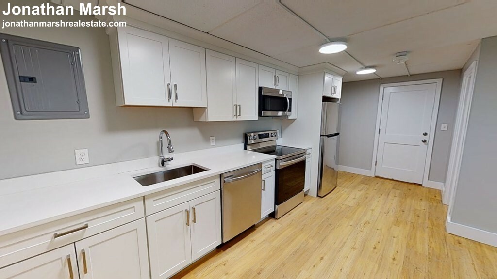 89 Woodrow Ave, Dorchester