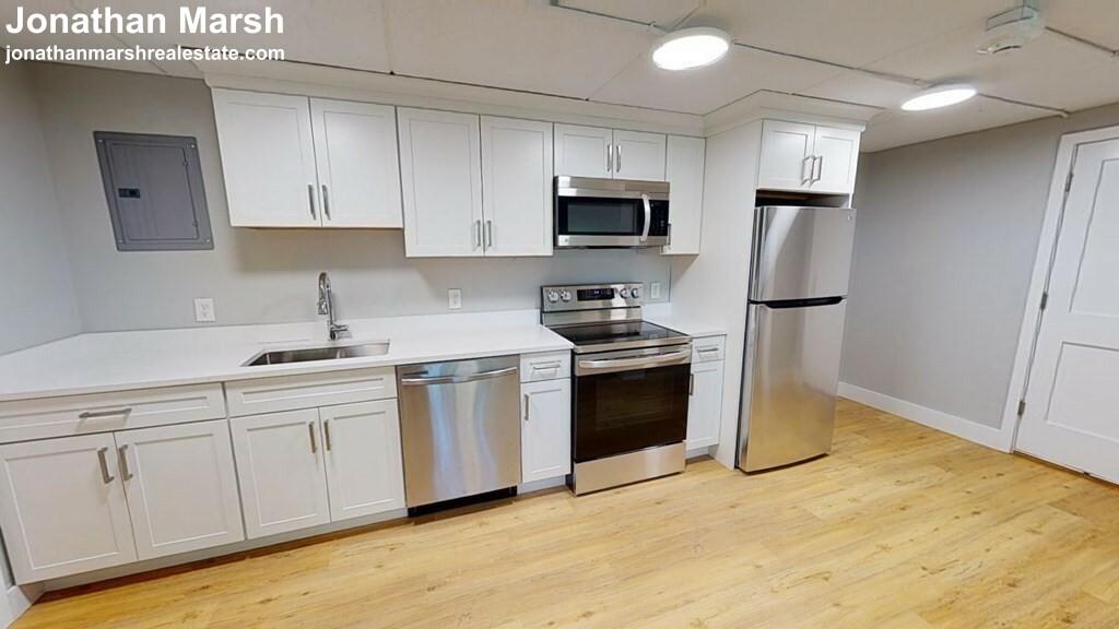 89 Woodrow Ave, Dorchester